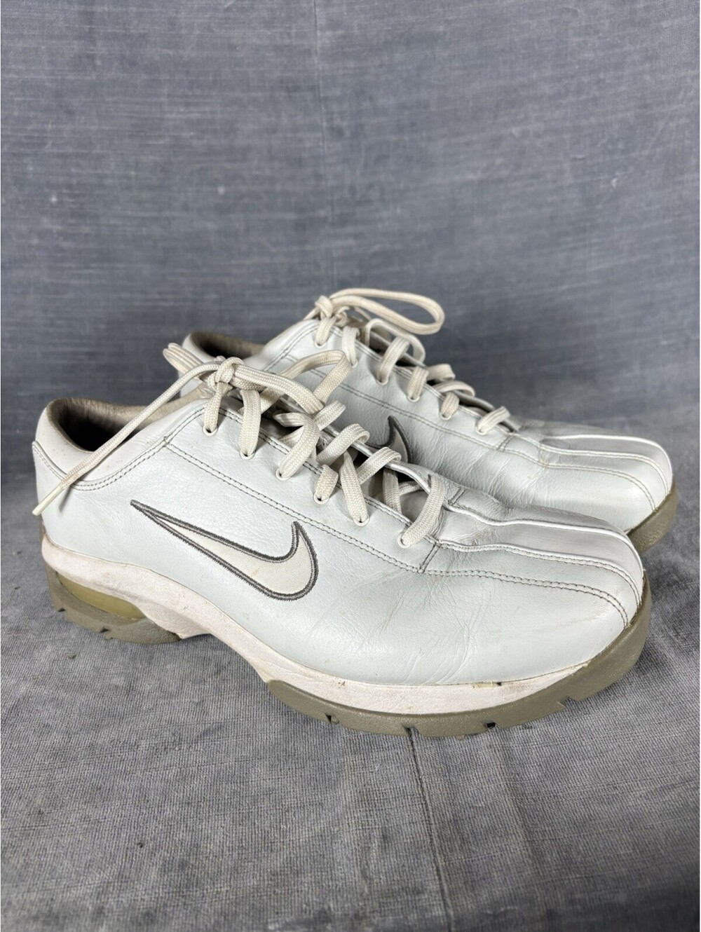 Nike Sport Performance Golf Shoes White Leather Soft Spikes Womens 7.5 38.5